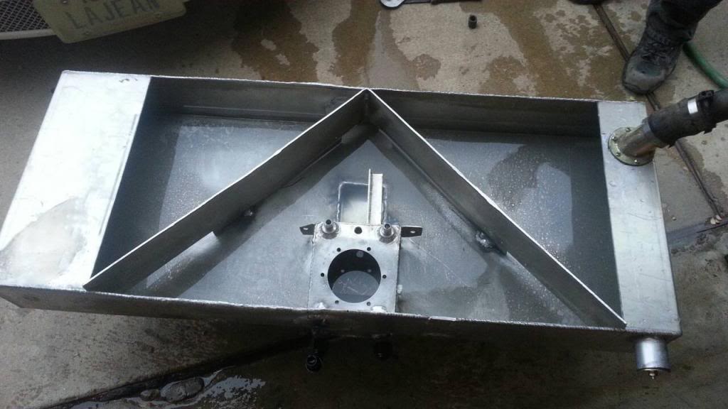 Name:  baffledtank_zpsef746a95.jpg
Views: 713
Size:  66.6 KB