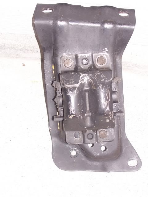 Name:  V8LHBracket.jpg
Views: 282
Size:  42.0 KB