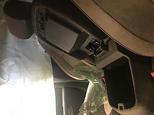 2013 Cadillac Escalade Platinum PART OUT-cadi5.jpg