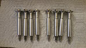 5 sets of ARP head bolts, red Holley valve covers-20171104_223140.jpg