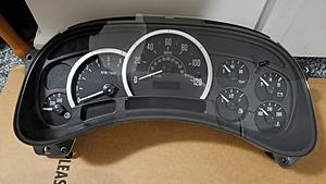 escalade cluster-20180206_225345.jpg