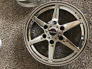 New Front 17 x 4.5 Race Star Wheels F/S-img_7998.jpg