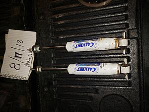99-06 Calvert 90/10 front shocks-20180817_224443.jpg