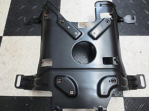 99-02 center console to 03-07-tadv061.jpg