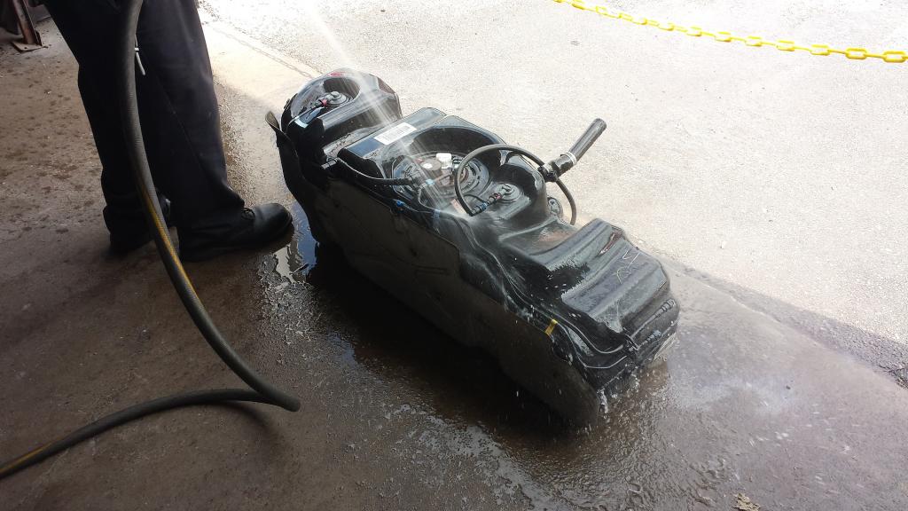 Name:  CleaningTank.jpg
Views: 92
Size:  89.6 KB