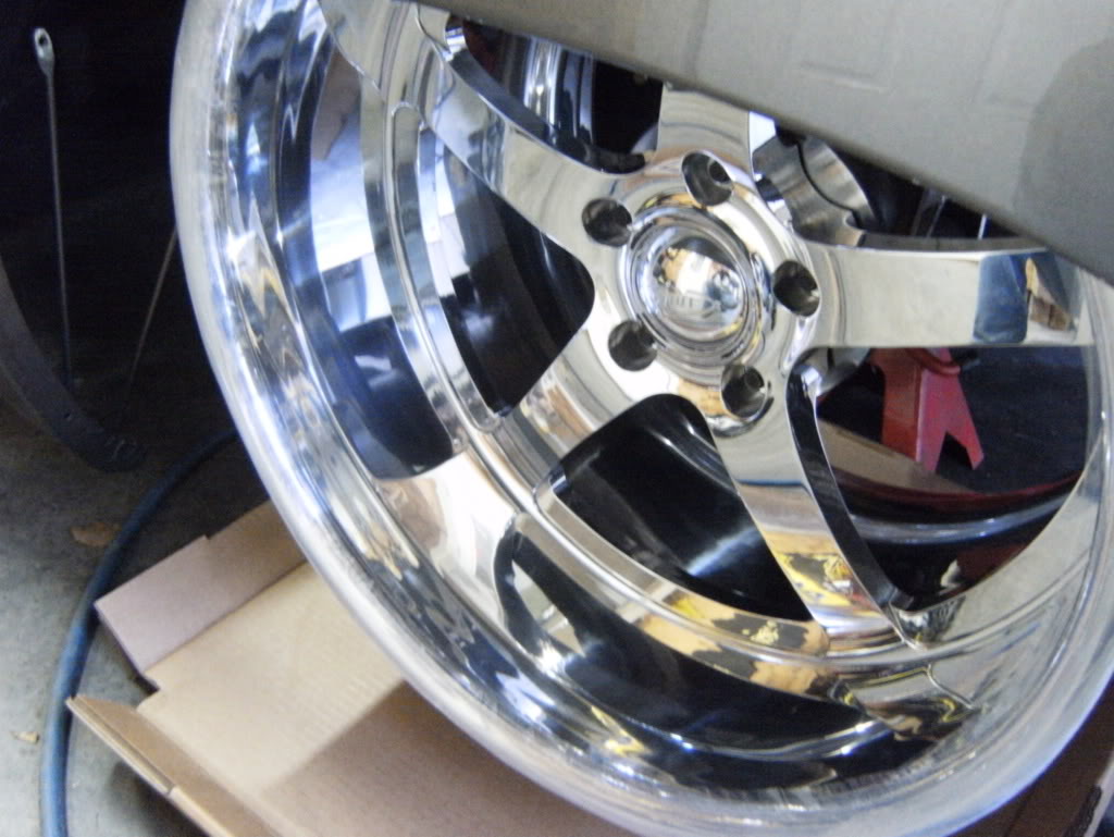 Name:  Wheels002.jpg
Views: 133
Size:  141.9 KB