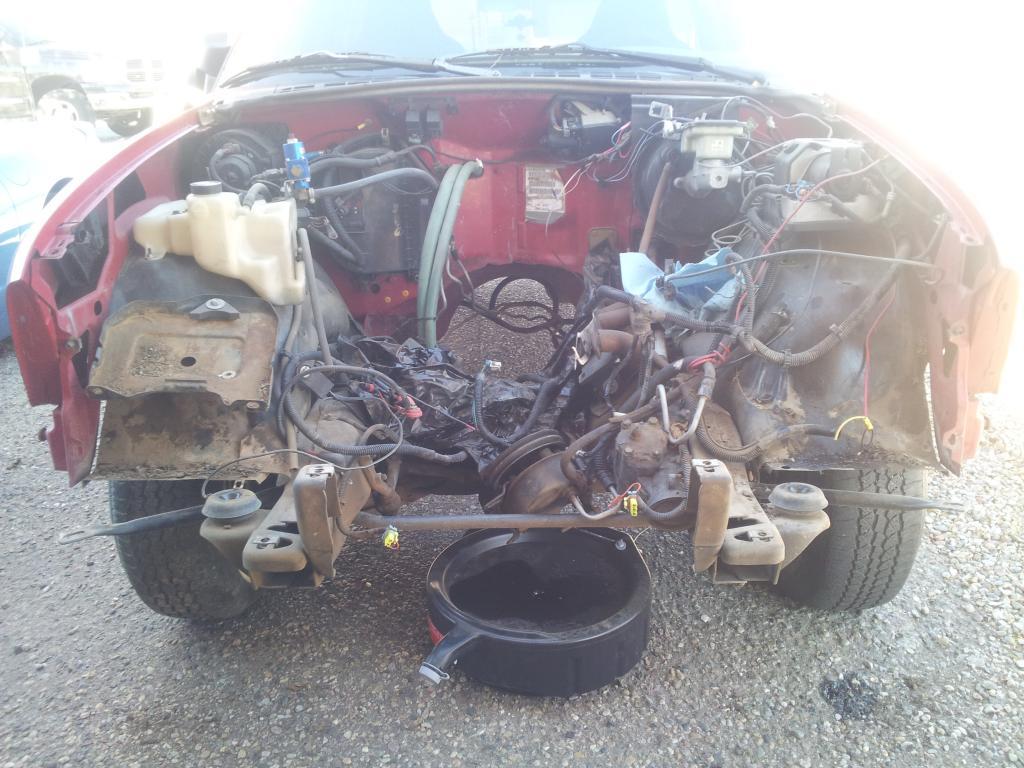 Name:  frontenddisassemble1_zpsa638dc07.jpg
Views: 688
Size:  120.4 KB