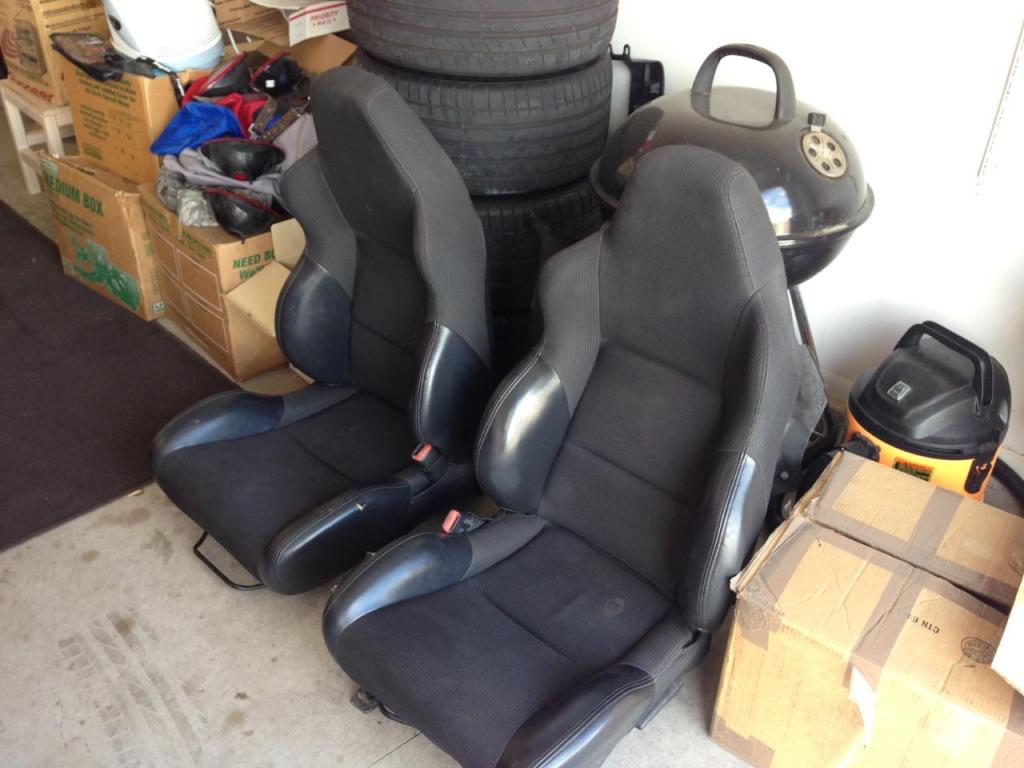 Name:  SRT4seats_zpsf34ee5b8.jpg
Views: 696
Size:  77.2 KB
