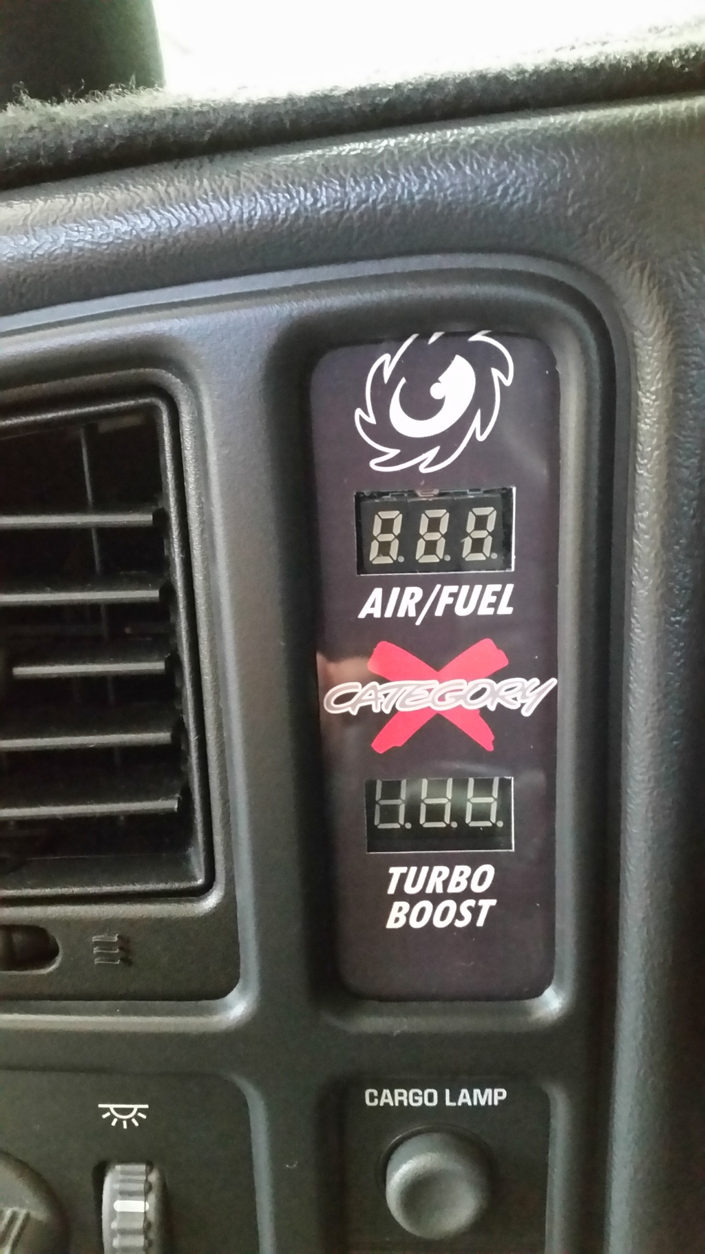 Name:  dual%20gauges%20in%20dash_zpswphmnuwl.jpg
Views: 841
Size:  508.1 KB