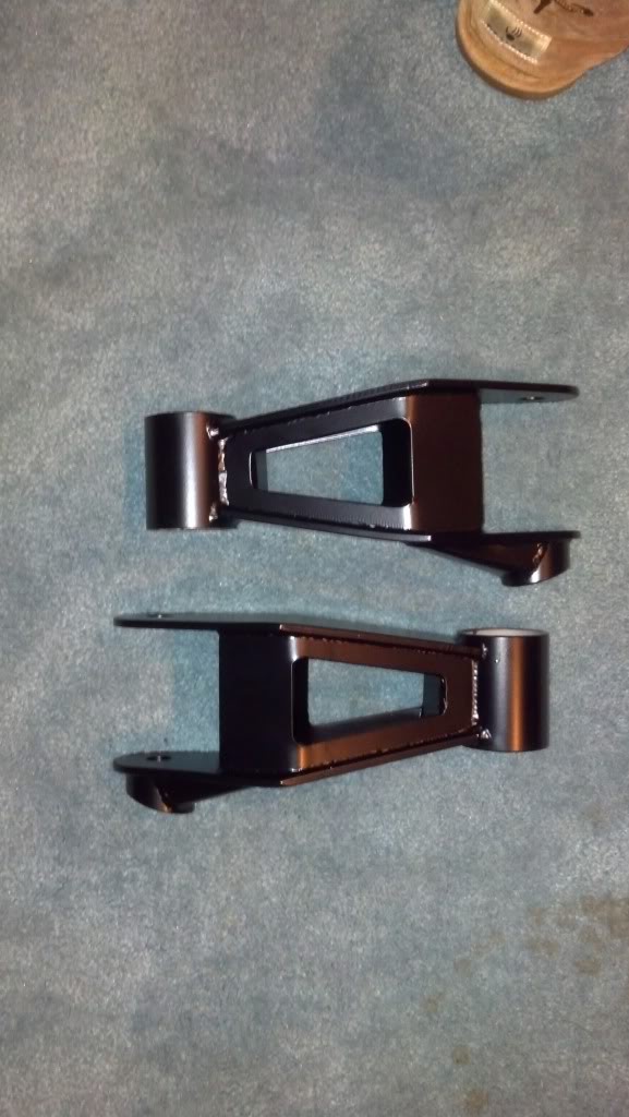 Name:  shackles.jpg
Views: 97
Size:  85.8 KB