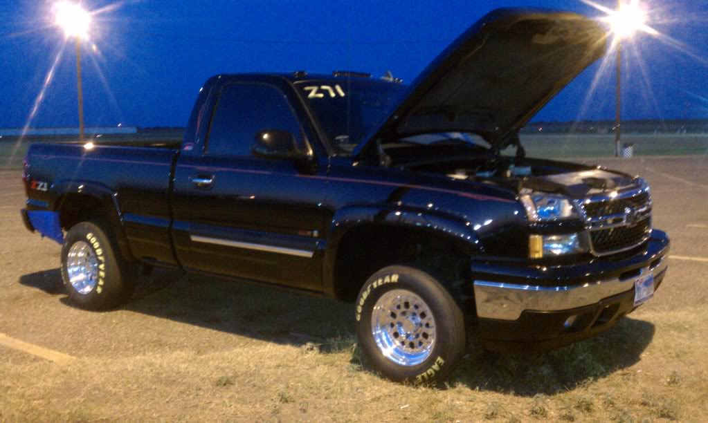 Name:  slicksskinniesona4x4.jpg
Views: 2813
Size:  91.1 KB