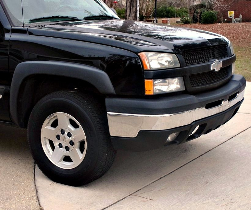 Name:  CCWsChevroletSilverado2004CCSBZ71-front-005blackvalence.jpg
Views: 168
Size:  241.9 KB