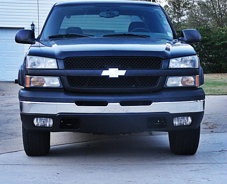Name:  CCWsChevroletSilverado2004CCSBZ71-frontblackvalence-001-1.jpg
Views: 135
Size:  150.7 KB